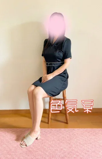 姫里ゆみ(42)