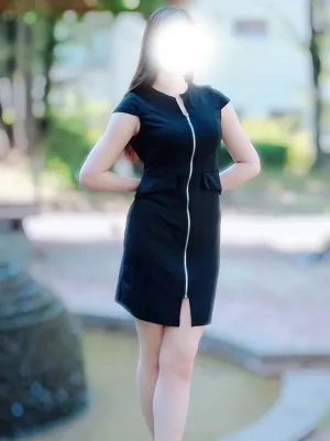 天津くれは