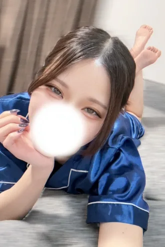 柚木 しおん