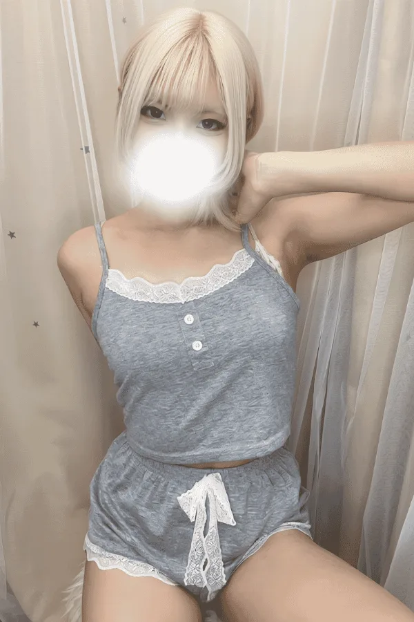鷹宮せな