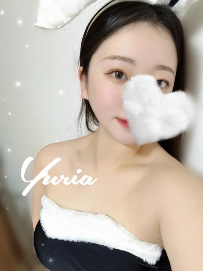 乃々ゆりあ