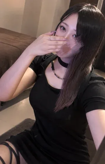 みみ(20)