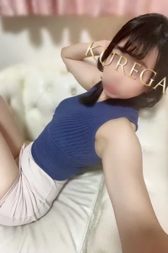 新人☆泉ももね