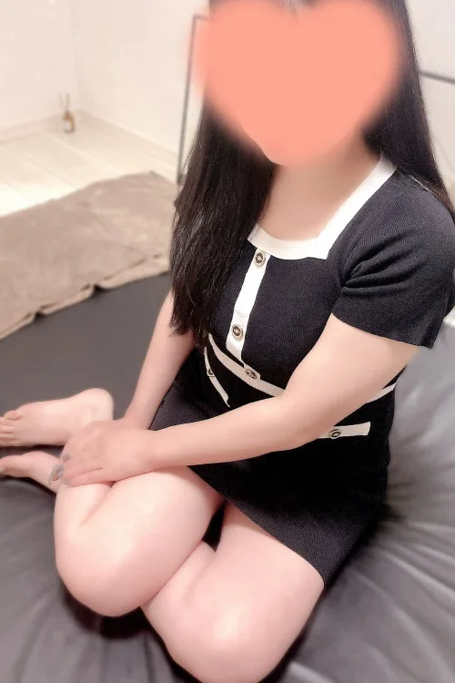 綾瀬まりな