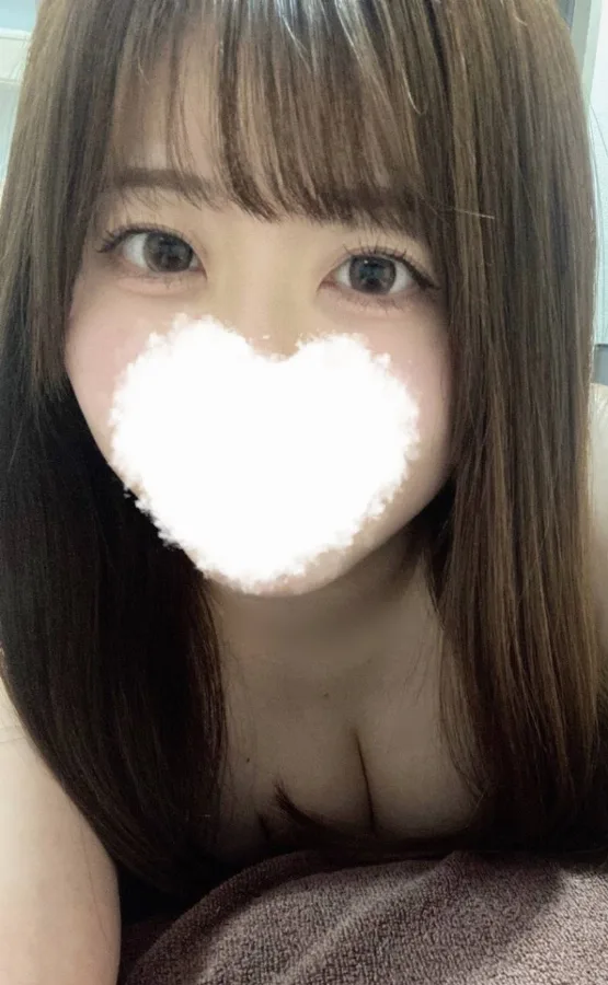 Therapist. シャトーブリアンまいな（26 歳 ）