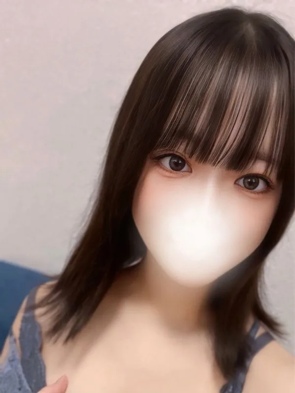 烏丸うみ