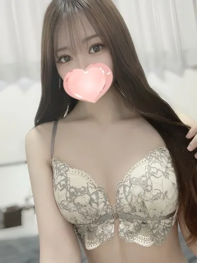 ゆきの【天使のような笑顔♡もち肌美女】