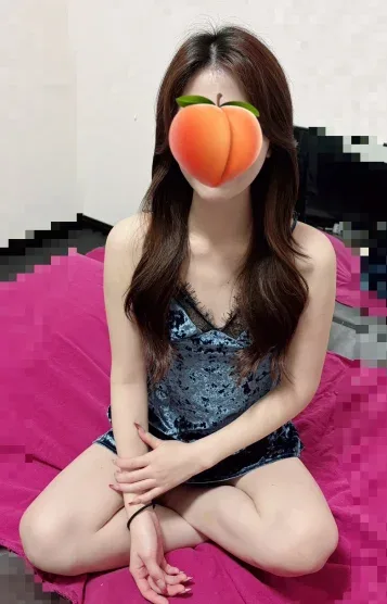 長谷川あや初桃