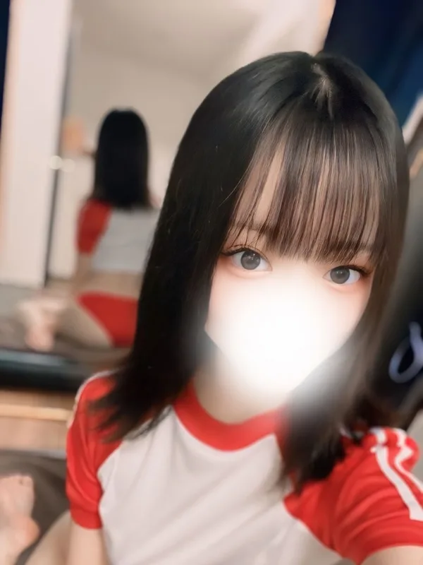 烏丸うみ
