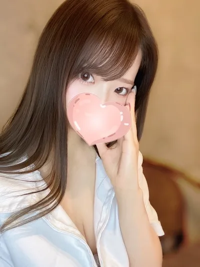 ななこ【癒しのEカップ♡想像を超える美女】