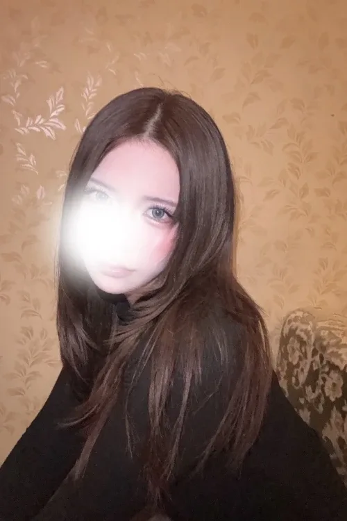 皐月 ひいろ