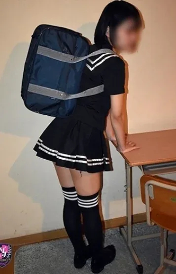 伊集院くらら(18)