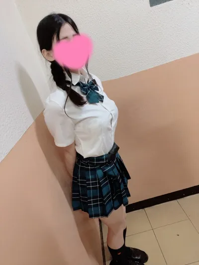 りょう【エステ専門】ガチウブ従順細身天然爆乳