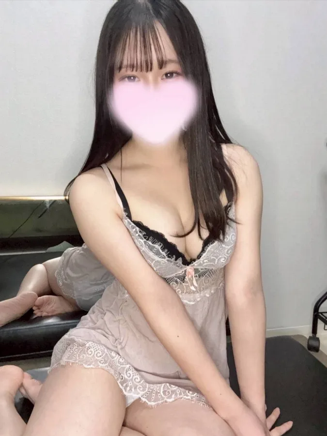 夢梨 まゆか