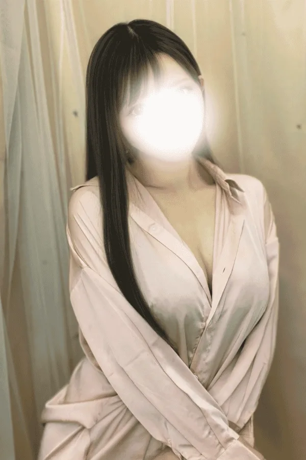 湊なぎさ
