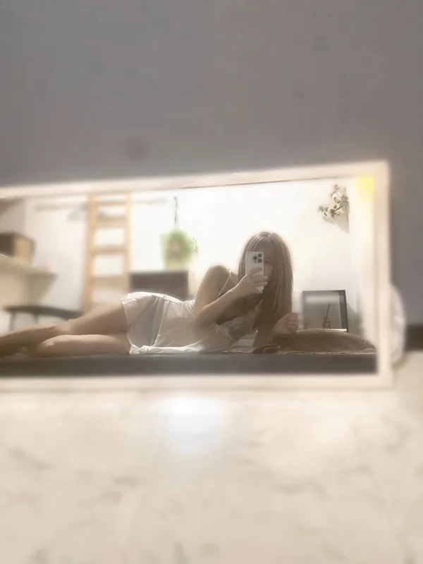 美月 さな