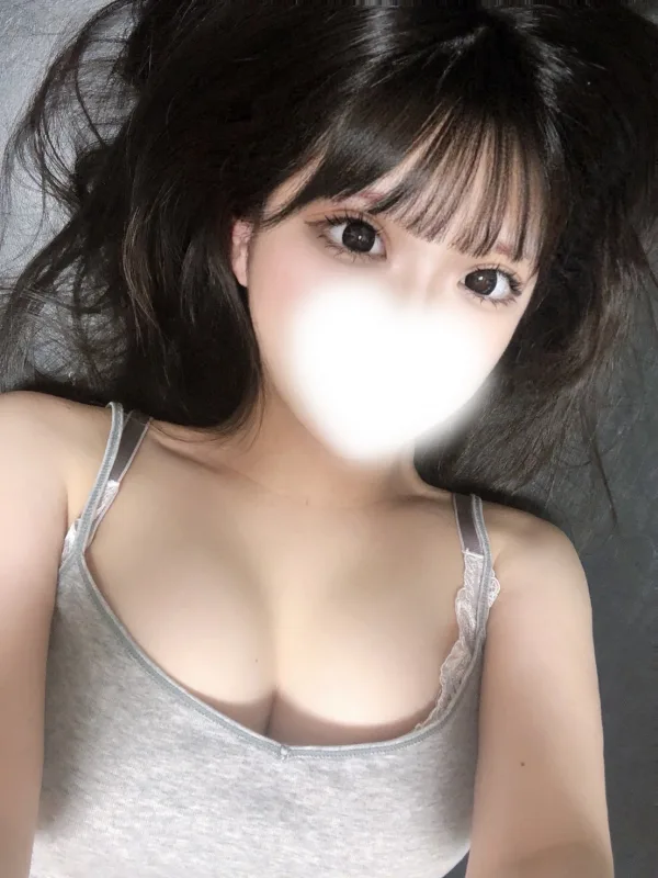 愛須もえ