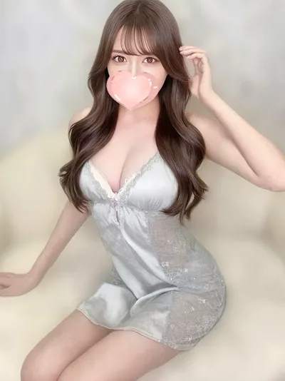 あやみ【美シルエット♡優しく癒す透明感美女】