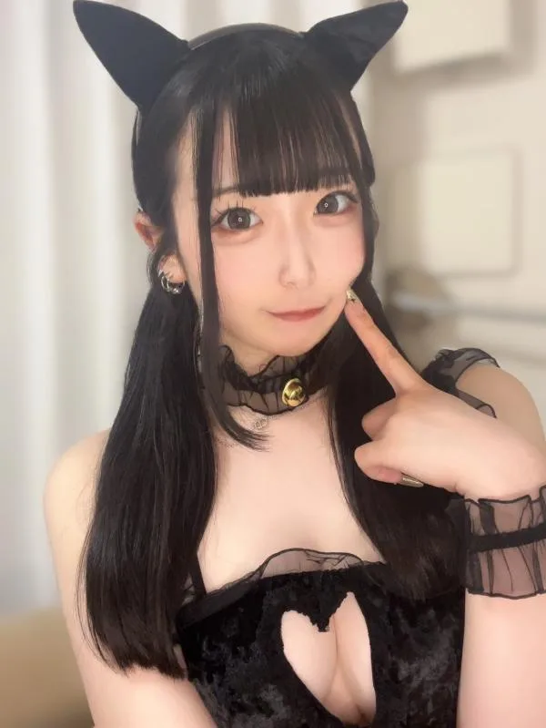 小鳥遊ことみ