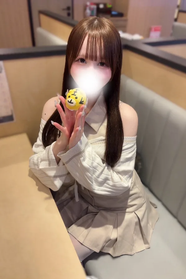皆川うらら
