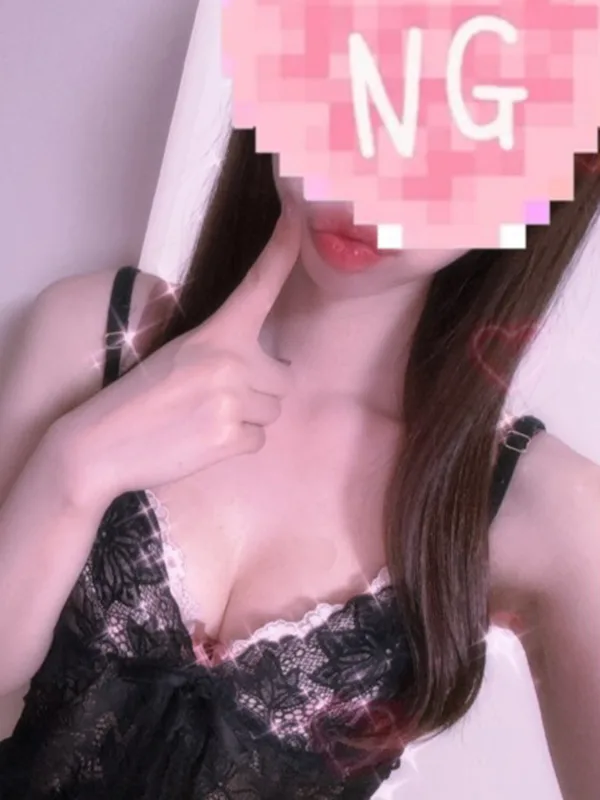 白咲えま