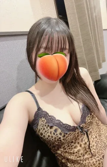 中村るり:G美乳
