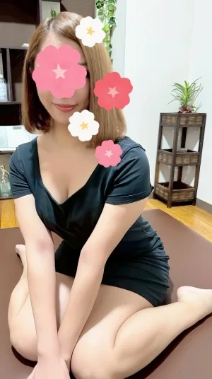 小林えみり