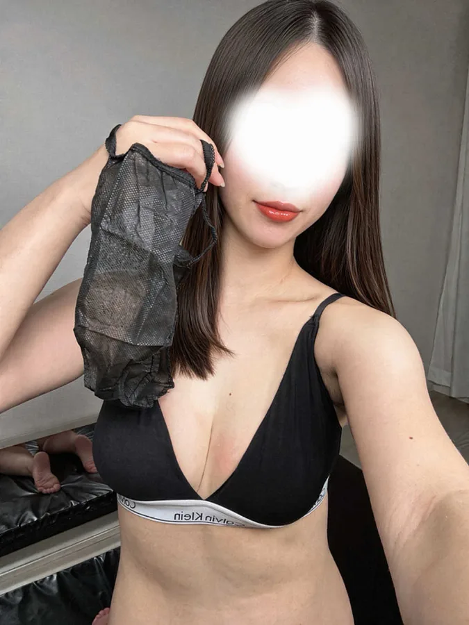 新井さら