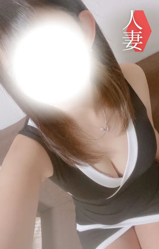 橘 あやめ