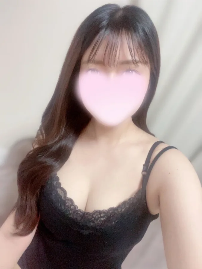 愛原りほ