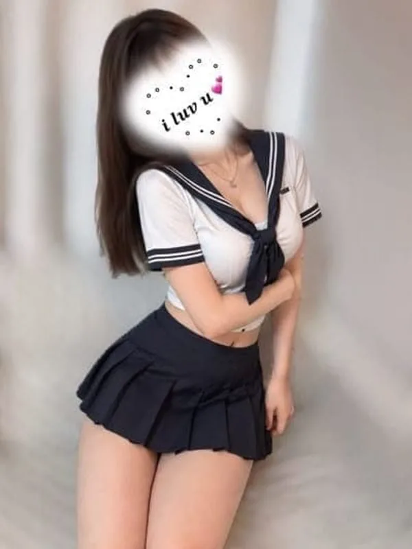七瀬桃葉