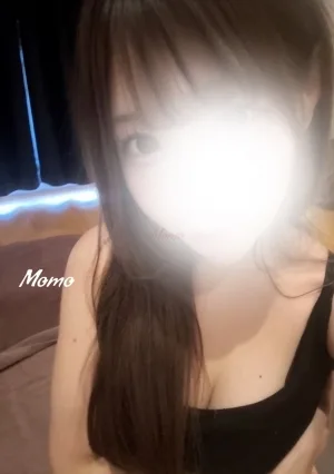 Name. 桃（もも）