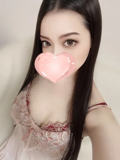 ひなの【美しさの化身♡色気漂う美女】
