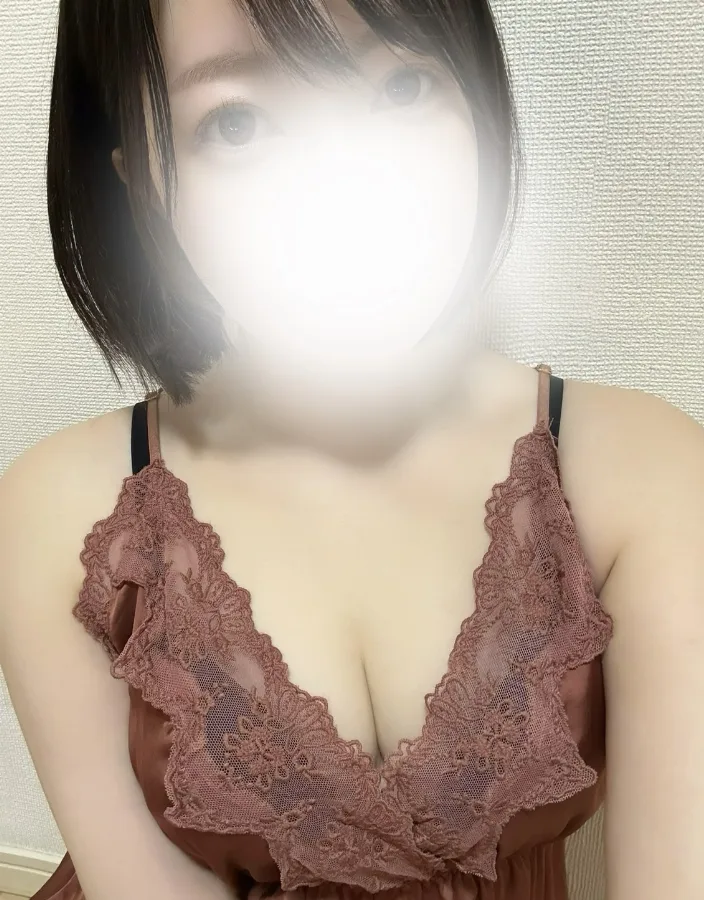 Therapist. おてもとひまり（32 歳 ）