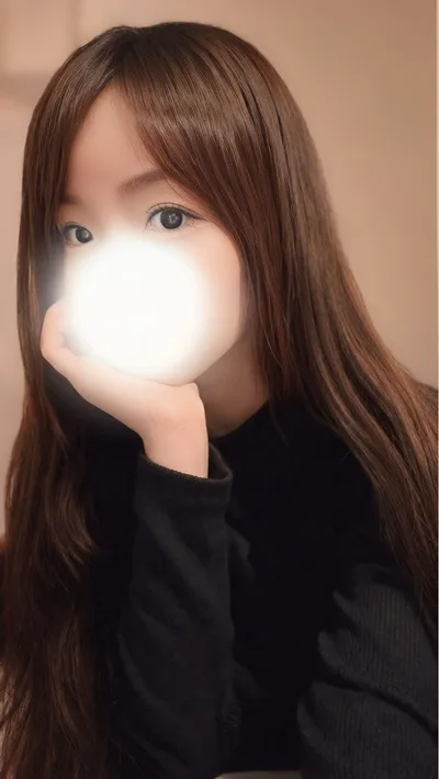 朝比奈ひとみ