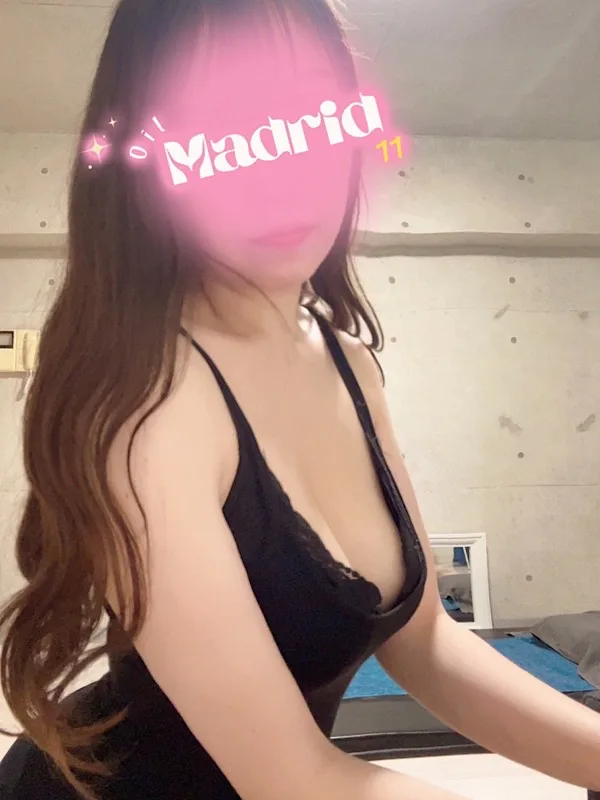 滝宮しおり