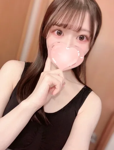 りりか【色白Eカップ♡アイドル級美女】