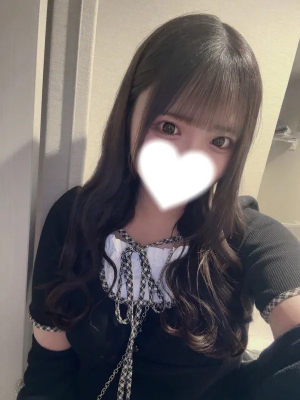 篠田 ましろ