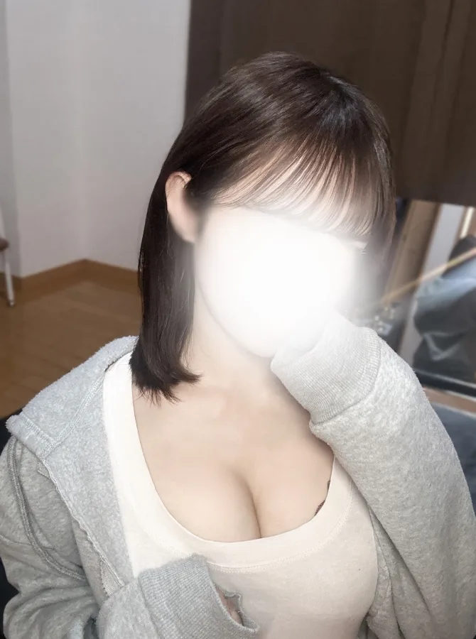 七瀬ゆい