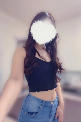 優木 はるな