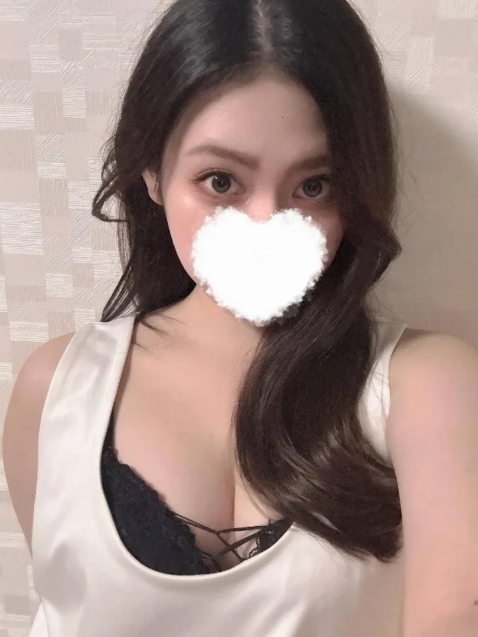 Therapist. コムタンせいら（26 歳 ）