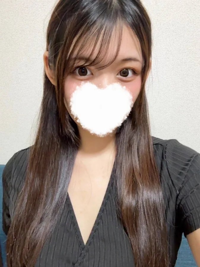Therapist. 肩ロースもえか（23 歳 ）