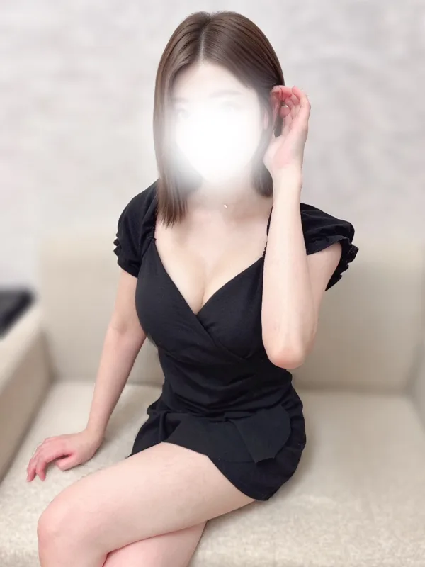 皐月すみれ