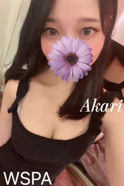 鈴川あかり
