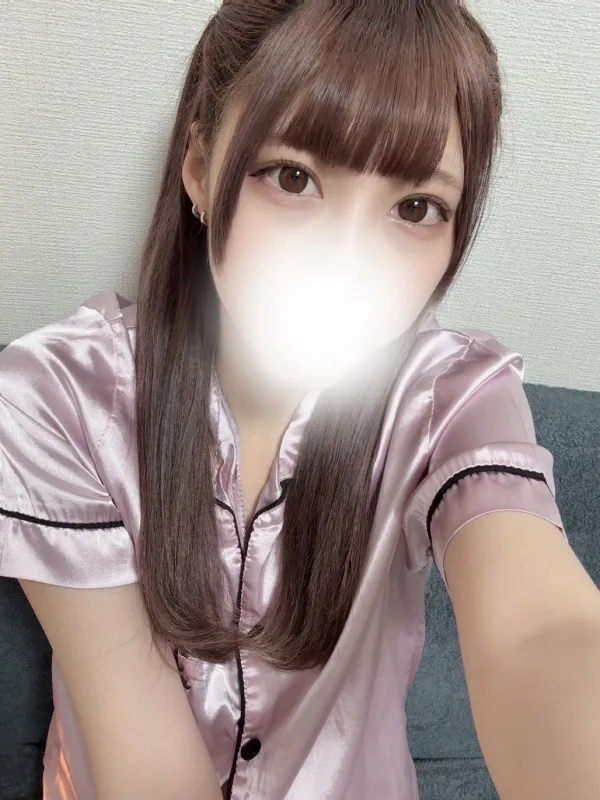 冬月 ゆあ