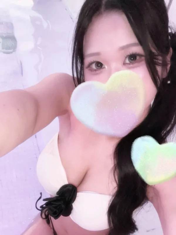 綾崎れい