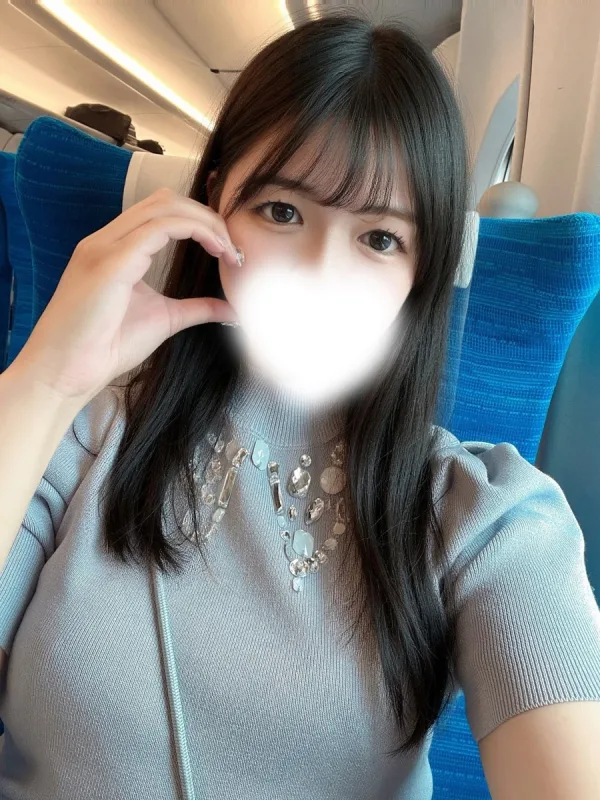 星乃ななせ