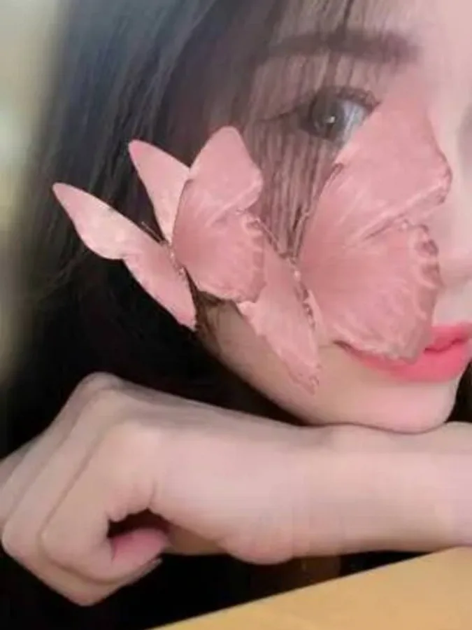 美月ゆな