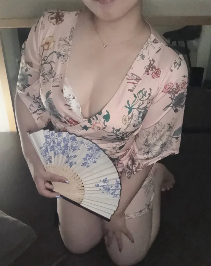 月野（つきの） すず