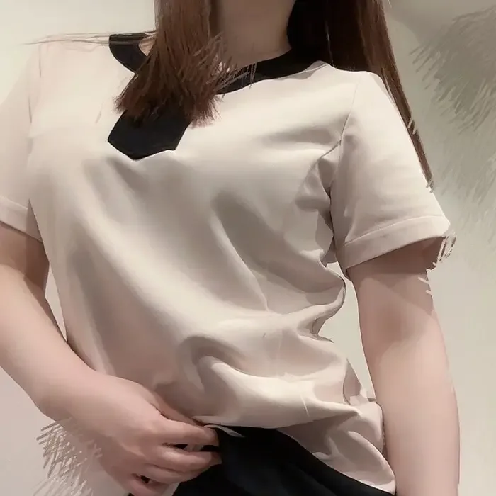 南 しほ